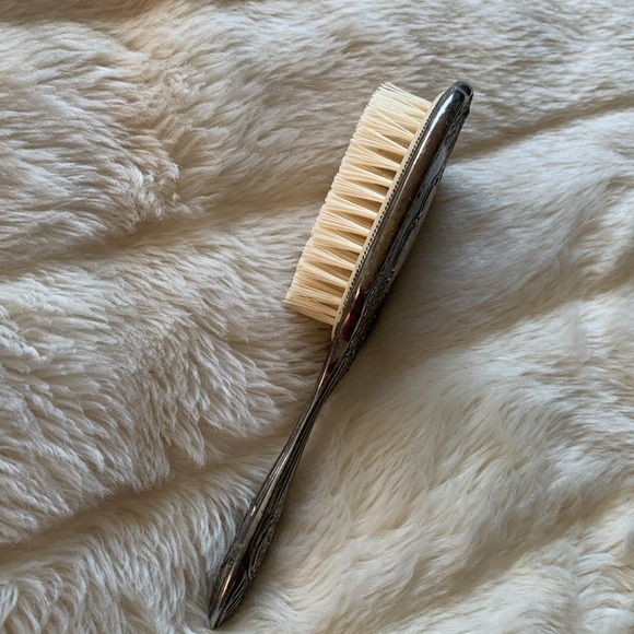 Vintage Silver hair brush - Picture 5 of 7